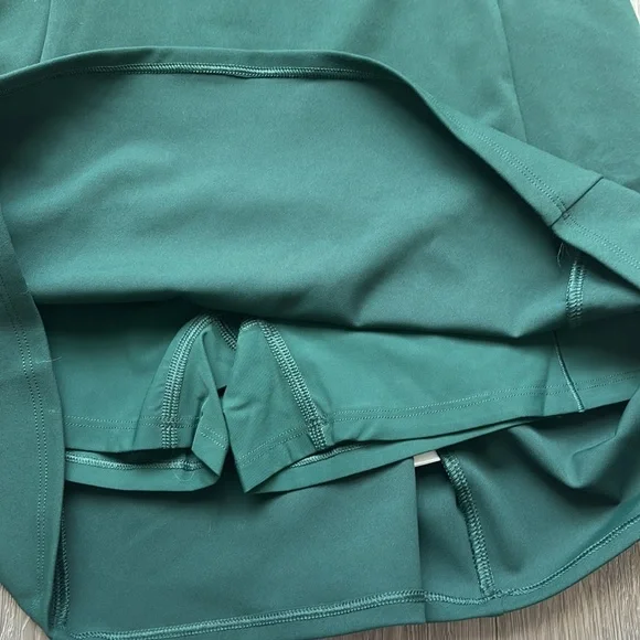 Vuori Women's Dress in Dark Green - Picture 7 of 7